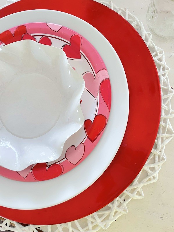 Pink and red Valentine's Day table for kids