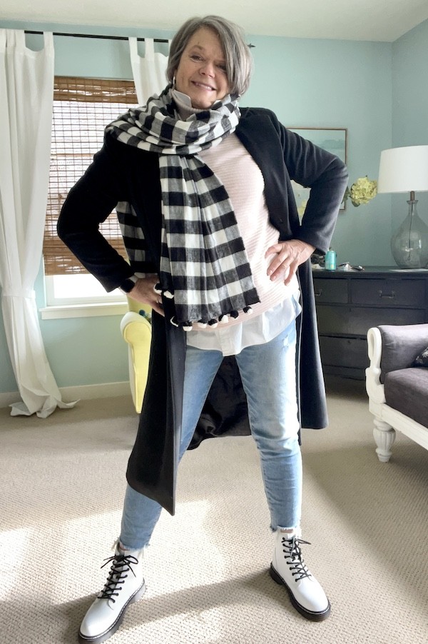 How to style pink turtleneck jeans and white combat boots. 