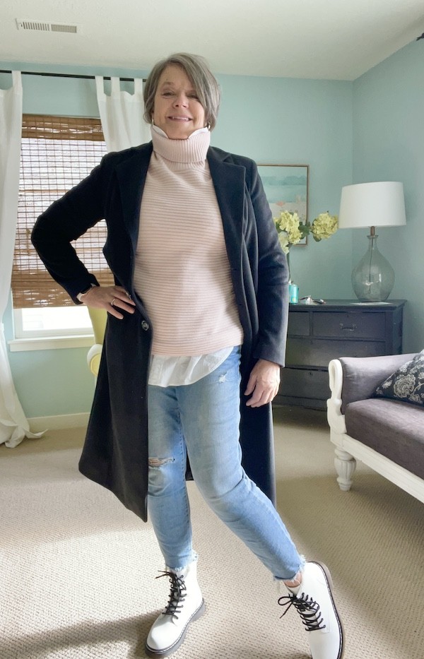 How to style pink turtleneck jeans and white combat boots. 