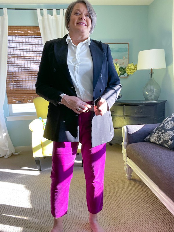 How to style pink pants multiple ways? - Karins Kottage