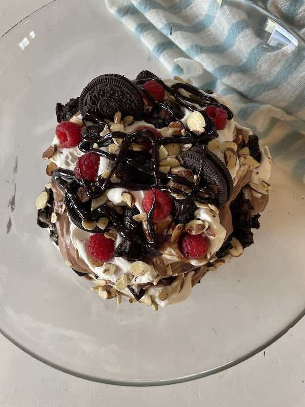 How to make chocolate brownie Oreo trifle recipe