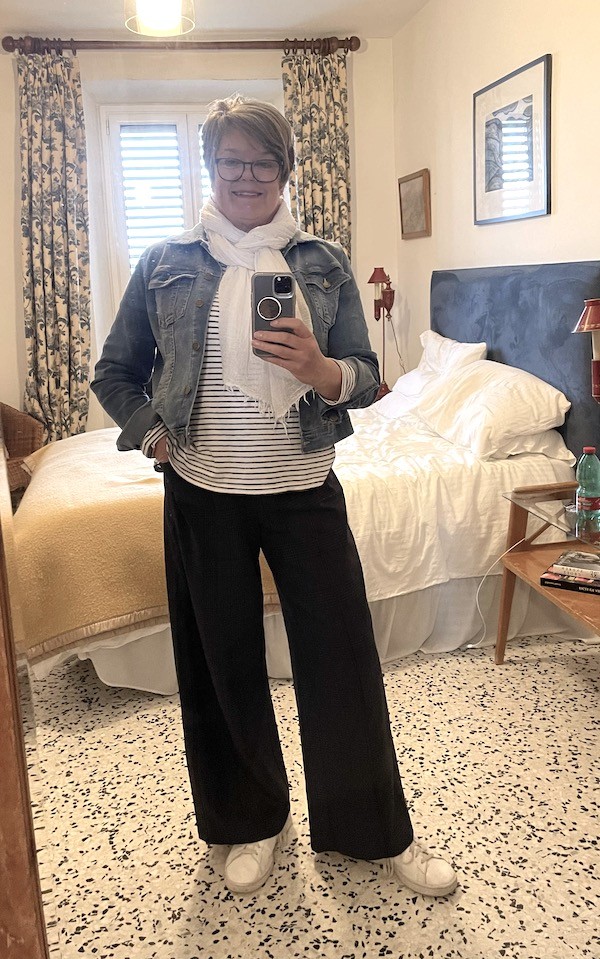 Striped top with two different pants