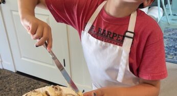 Fun with Kids: Quick 1-Hour Mini Cinnamon Rolls
