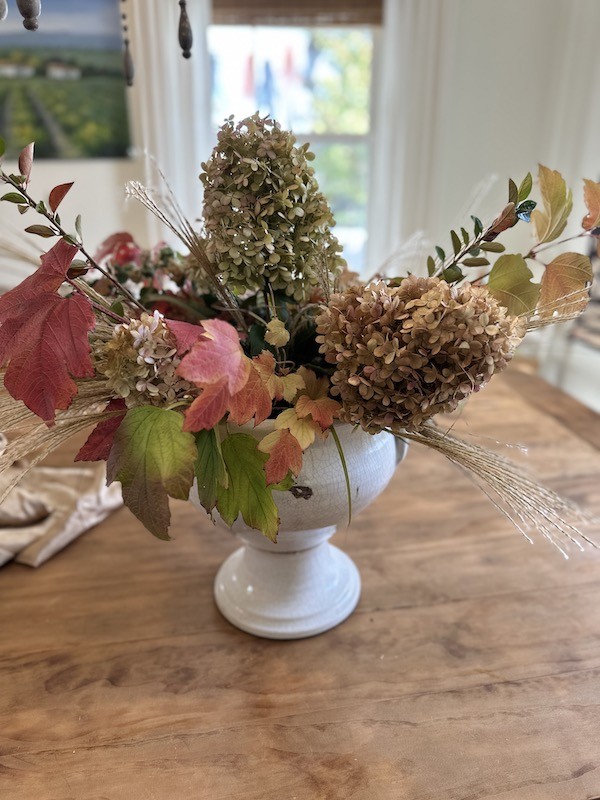 Harvest Elegance: Crafting Thanksgiving Tablescape- Centerpiece