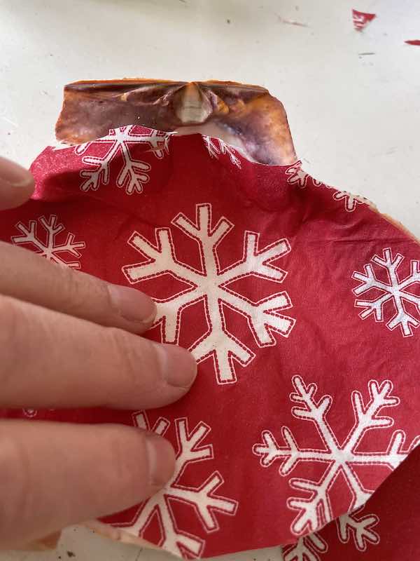 Holiday Decoupage Shell Trinket Dish: Perfect Christmas Gift Idea