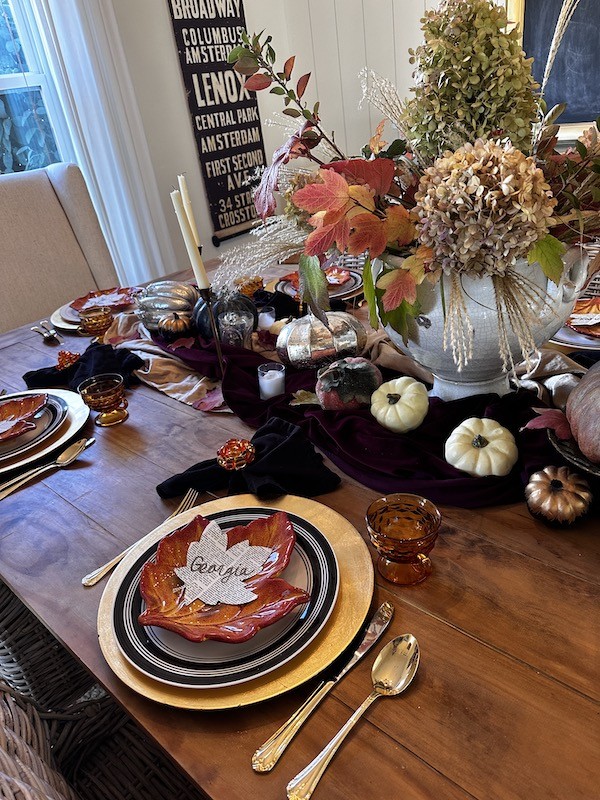 Harvest Elegance: Crafting Thanksgiving Tablescape - Karins Kottage