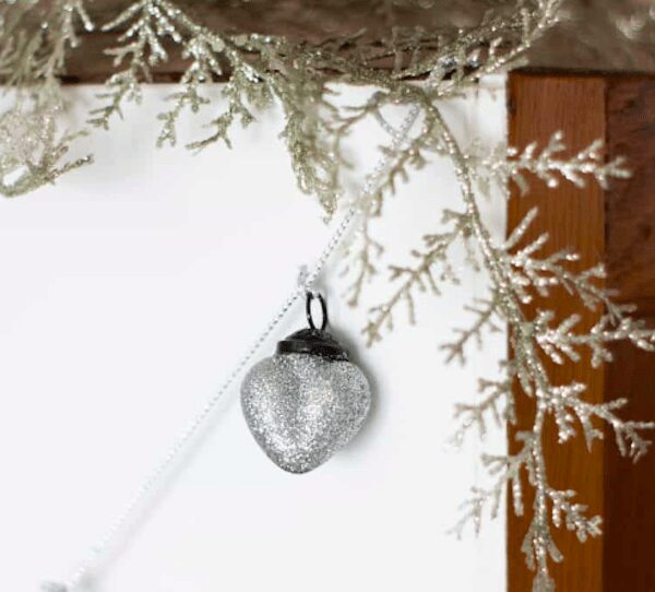 Festive Finds at Karin's Kottage Linky Party!