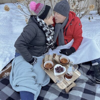 Snowy Romance: A Cozy Picnic Dinner for Two