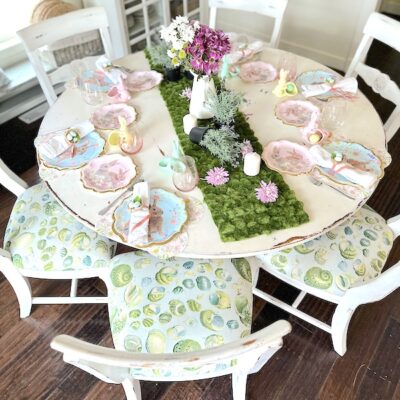 Hop into Spring with this Charming Easter Bunny Table Setting