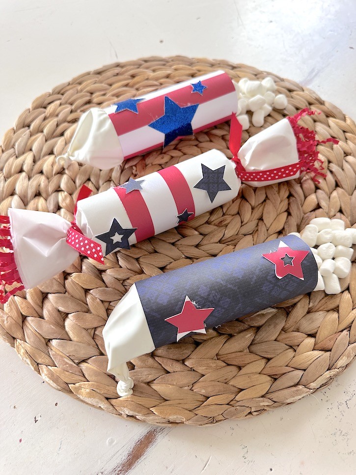 4th of July Firework Poppers: DIY Party Favors for Kids and Adults