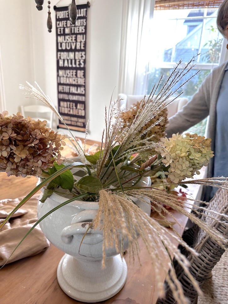 How to Create a Beautiful Fall Centerpiece with Flowers, Leaves, and Grasses from Your Yard