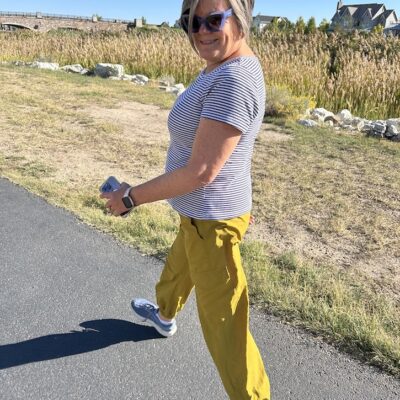 Why High-Rise Cargo Utility Pants are a Must for Women Over 50