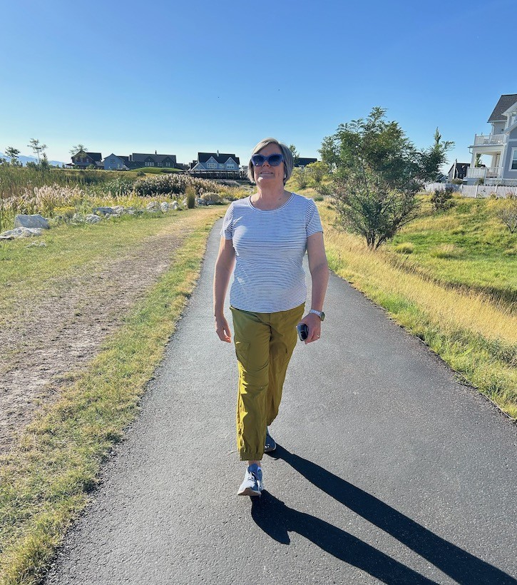 Why High-Rise Cargo Utility Pants are a Must for Women Over 50