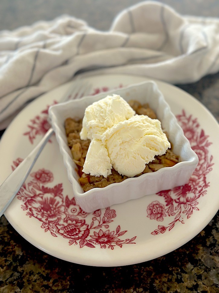 Easy Peach Crumble for Two