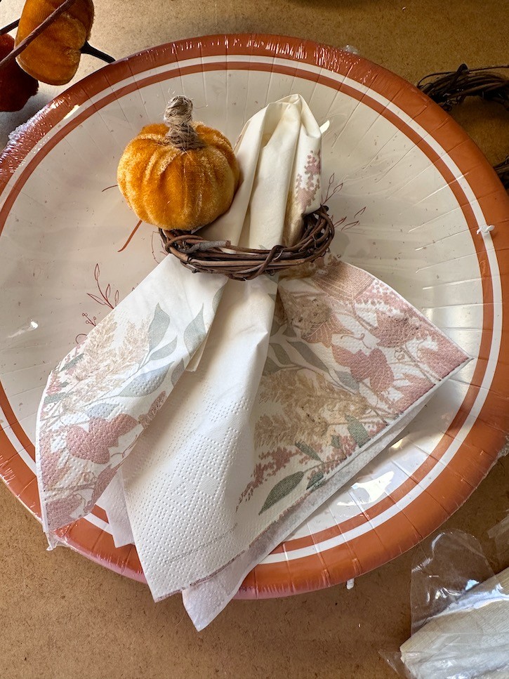 Easy Pumpkin Napkin Rings