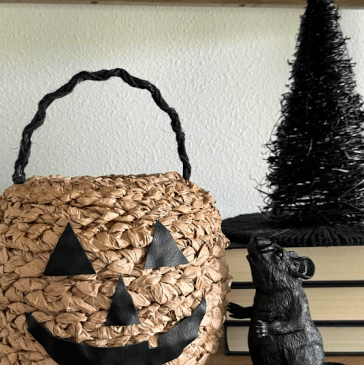 Halloween Fun Linky Party + Inspiring Fall Ideas! 