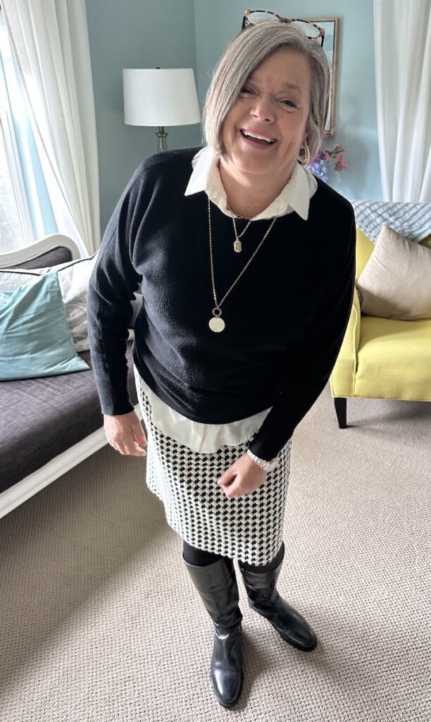 Effortlessly Fall Fashion Over 50: Houndstooth and a Pop of Green