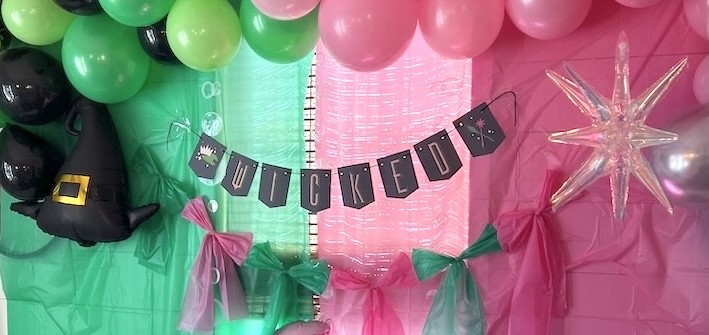 Wicked 4 You: A Pink and Green Wicked 4th Birthday Party