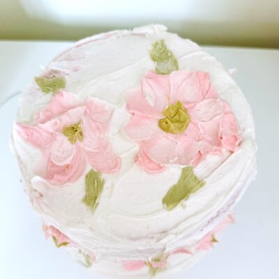 Spring Cake with Buttercream Flowers Using a Spatula Knife