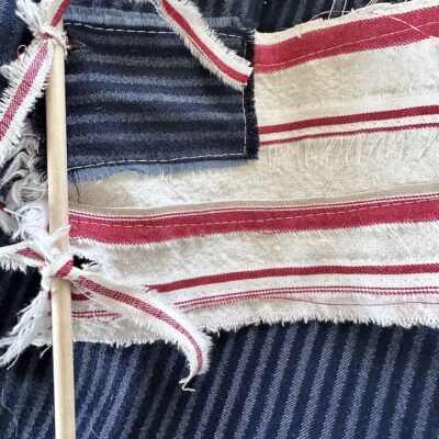 How to Make an Easy American Rag Flag for 4th of July Decor