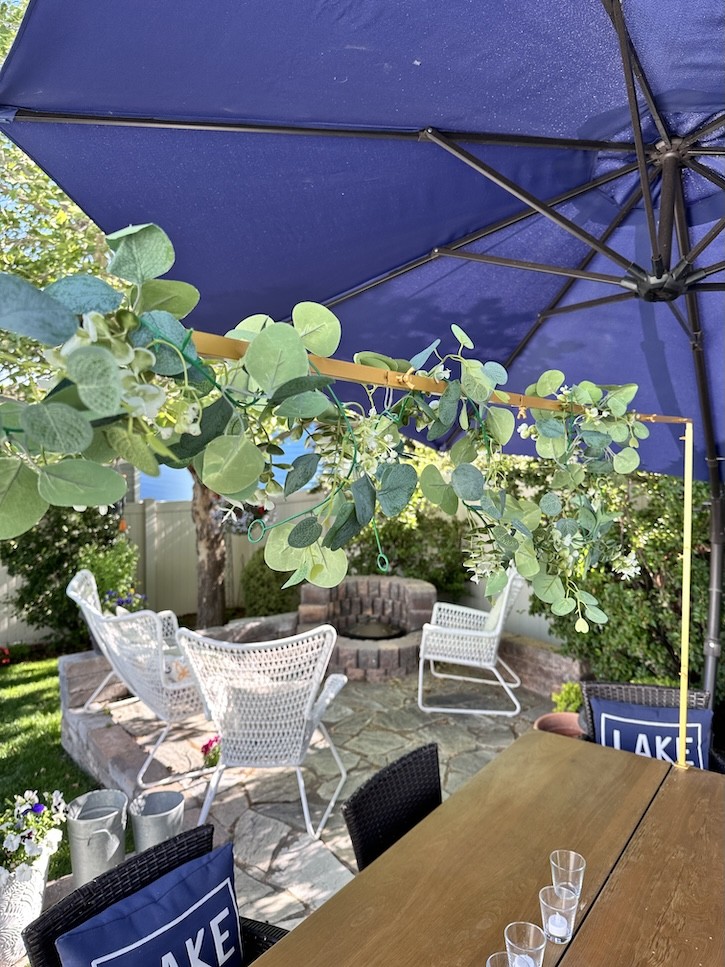 outdoor summer tablescape