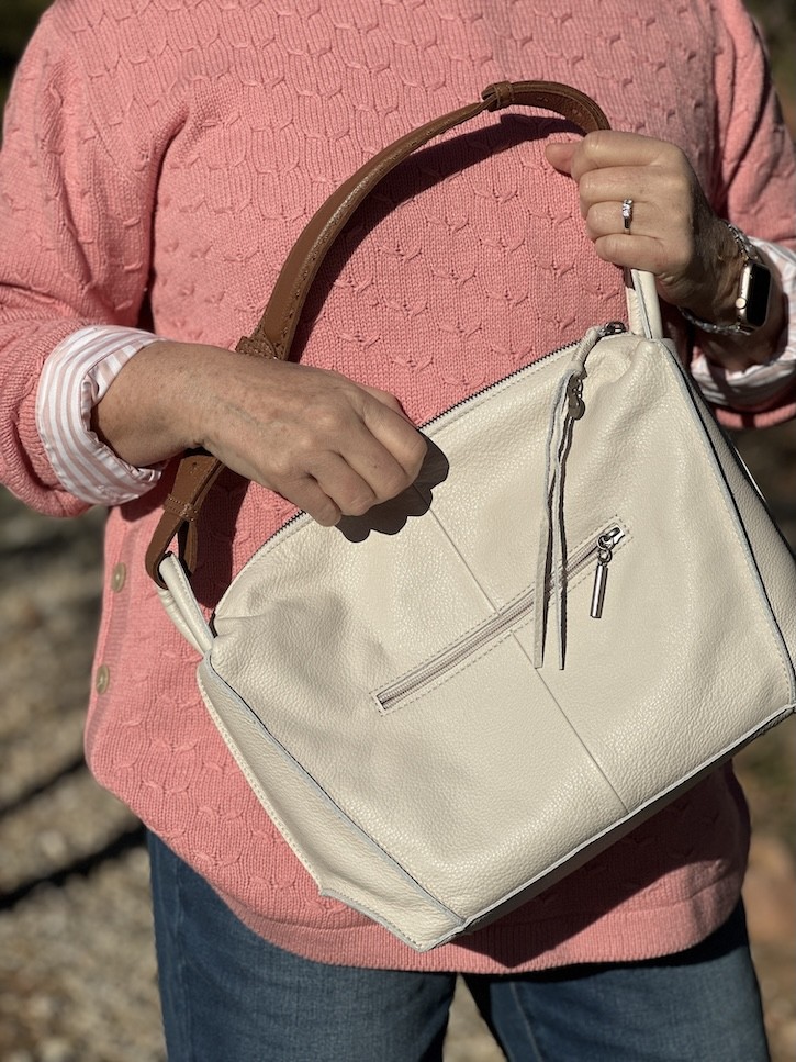 leather hobo bag spring outfit