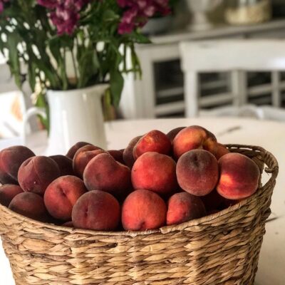 Easy Peach Desserts You Can Make Anytime of Year